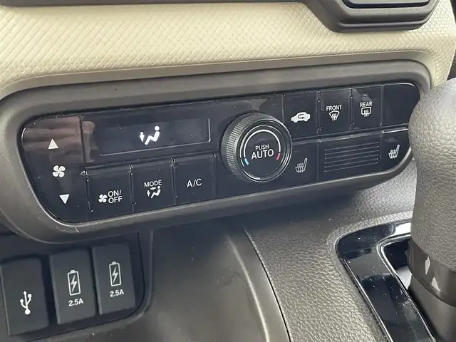 ホンダ Ｎ ＢＯＸ L 岡山県 2021(令3)年 6.6万km プラチナホワイトパール 純正ナビ/フルセグTV、CD、DVD、Bluetooth、AM、FM/バックカメラ/ETC/前席シートヒーター/ホンダセンシング/レーダークルーズコントロール/USB充電ポート/片側パワースライドドア/ECOモード/ドライブレコーダー