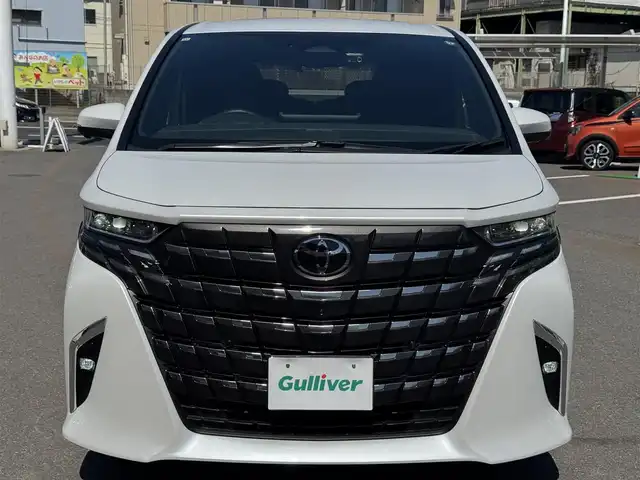 トヨタ アルファード Z 千葉県 2023(令5)年 1.5万km プラチナホワイトパールマイカ ワンオーナー車/トヨタセーフティーセンス/衝突軽減ブレーキ/レーンキープアシスト/レーダークルーズコントロール/ブラインドスポットモニター/純正14インチナビ/フルセグTV/バック＆全方位カメラ/パーキングアシスト/Bluetooth/カープレイ/両側電動スライドドア/ユニバーサルステップ/左右独立ムーンルーフ/セキュリティー/ドライブレコーダー/保証書・取説/スペアキー