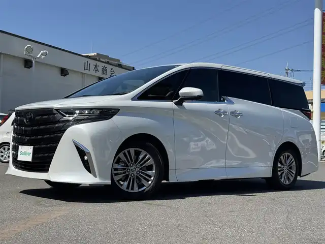 トヨタ アルファード Z 千葉県 2023(令5)年 1.5万km プラチナホワイトパールマイカ ワンオーナー車/トヨタセーフティーセンス/衝突軽減ブレーキ/レーンキープアシスト/レーダークルーズコントロール/ブラインドスポットモニター/純正14インチナビ/フルセグTV/バック＆全方位カメラ/パーキングアシスト/Bluetooth/カープレイ/両側電動スライドドア/ユニバーサルステップ/左右独立ムーンルーフ/セキュリティー/ドライブレコーダー/保証書・取説/スペアキー