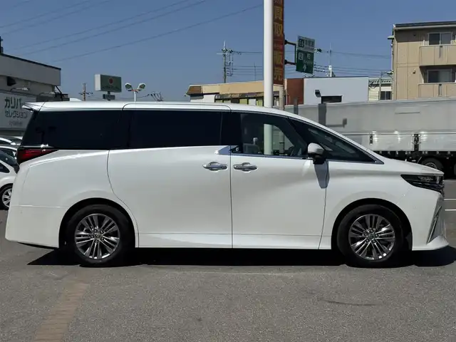 トヨタ アルファード Z 千葉県 2023(令5)年 1.5万km プラチナホワイトパールマイカ ワンオーナー車/トヨタセーフティーセンス/衝突軽減ブレーキ/レーンキープアシスト/レーダークルーズコントロール/ブラインドスポットモニター/純正14インチナビ/フルセグTV/バック＆全方位カメラ/パーキングアシスト/Bluetooth/カープレイ/両側電動スライドドア/ユニバーサルステップ/左右独立ムーンルーフ/セキュリティー/ドライブレコーダー/保証書・取説/スペアキー