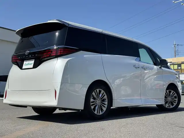 トヨタ アルファード Z 千葉県 2023(令5)年 1.5万km プラチナホワイトパールマイカ ワンオーナー車/トヨタセーフティーセンス/衝突軽減ブレーキ/レーンキープアシスト/レーダークルーズコントロール/ブラインドスポットモニター/純正14インチナビ/フルセグTV/バック＆全方位カメラ/パーキングアシスト/Bluetooth/カープレイ/両側電動スライドドア/ユニバーサルステップ/左右独立ムーンルーフ/セキュリティー/ドライブレコーダー/保証書・取説/スペアキー