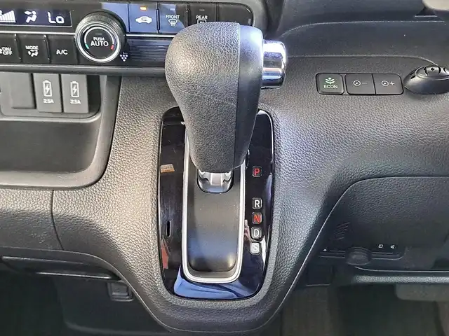 ホンダ Ｎ ＢＯＸ カスタム G L ターボ ホンダセンシング 大阪府 2018(平30)年 1.9万km ミラノレッド /禁煙車//HondaSENSING//ACC(アダプティブクルーズコントロール//LKAS(車線維持支援システム）//オートハイビーム//純正シーケンシャルターンランプ//社外ナビ【AVN-LS01】//CD/DVD/Bluetooth/フルTV//バックカメラ//ステアリングスイッチ//両側パワースライドドア//ビルトインETC//USB充電//ハーフレザーシート//純正15AW//前後ドラレコ【DRC-35ST】