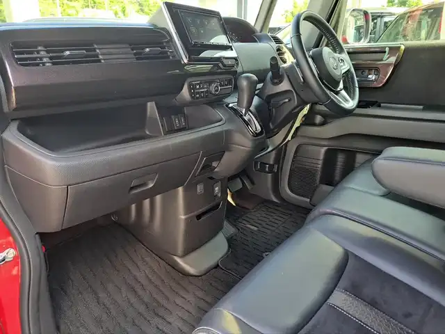 ホンダ Ｎ ＢＯＸ カスタム G L ターボ ホンダセンシング 大阪府 2018(平30)年 1.9万km ミラノレッド /禁煙車//HondaSENSING//ACC(アダプティブクルーズコントロール//LKAS(車線維持支援システム）//オートハイビーム//純正シーケンシャルターンランプ//社外ナビ【AVN-LS01】//CD/DVD/Bluetooth/フルTV//バックカメラ//ステアリングスイッチ//両側パワースライドドア//ビルトインETC//USB充電//ハーフレザーシート//純正15AW//前後ドラレコ【DRC-35ST】