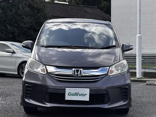 ホンダ フリード G プレミアムエディション 熊本県 2015(平27)年 8.4万km モダンスティールM 純正ナビ（VXM-152VFi）/【フルセグTV/Bluetooth/CD/DVD】/バックカメラ/両側パワースライドドア/クルーズコントロール/ビルトインETC/オートライト/ウィンカーミラー/ステアリングスイッチ/純正フロアマット/純正ドアバイザー/横滑り防止/盗難防止装置/保証書/取扱説明書