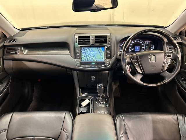 トヨタ クラウン アスリート Gパッケージ 道央・札幌 2009(平21)年 12.6万km ブラック 純正ナビ//プッシュスタート//ドアバイザー//パワーウィンド//ＥＴＣ//エンジンスタータ//クルーズコントロール//オートライト//パワーシート//純正ＨＩＤ