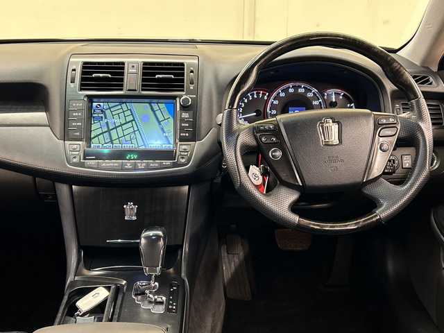 トヨタ クラウン アスリート Gパッケージ 道央・札幌 2009(平21)年 12.6万km ブラック 純正ナビ//プッシュスタート//ドアバイザー//パワーウィンド//ＥＴＣ//エンジンスタータ//クルーズコントロール//オートライト//パワーシート//純正ＨＩＤ