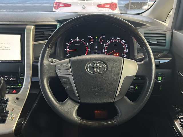 トヨタ アルファード 240S タイプゴールド 岐阜県 2013(平25)年 10.3万km ホワイトパールクリスタルシャイン ワンオーナー/ALPINE8インチナビ/フルセグTV/DVD/CD/HDD/AM/FM/SD/USB/Bluetooth/外部入力/ダブルサンルーフ/後席フリップダウンALPINEモニター/クルーズコントロール/ハーフレザーシート/ビルトインETC/パワーバックドア/両側パワースライドドア/ウッドステアリング/バックカメラ/プッシュスタート/スマートキー/nanoe/ECOMODE/電動格納ミラー/３列シート/純正マット/オートエアコン/オートライト/横滑り防止装置/ROOMライト