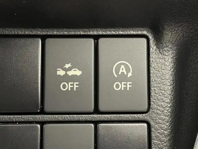 スズキ アルト ターボRS 福島県 2015(平27)年 9.5万km パールホワイト 安全装備/・衝突軽減/・誤発進抑制機能/・エマージェンシーストップシグナル/純正ナビ/・型番：KXM-E507W/・フルセグ/BT/SD/CD/DVD/FM/AM/・バックカメラ/・ETC/前後ドライブレコーダー/ターボタイマー/革巻きステアリング/・ステアリングスイッチ/・パドルシフト/前席シートヒーター/・シートカバー/ＨＩＤヘッドライト/・フォグランプ/・オートライト/スマートキー/・プッシュスタート/電動格納ミラー/・ウィンカーミラー/純正フロアマット/純正ドアバイザー