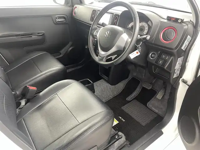 スズキ アルト ターボRS 福島県 2015(平27)年 9.5万km パールホワイト 安全装備/・衝突軽減/・誤発進抑制機能/・エマージェンシーストップシグナル/純正ナビ/・型番：KXM-E507W/・フルセグ/BT/SD/CD/DVD/FM/AM/・バックカメラ/・ETC/前後ドライブレコーダー/ターボタイマー/革巻きステアリング/・ステアリングスイッチ/・パドルシフト/前席シートヒーター/・シートカバー/ＨＩＤヘッドライト/・フォグランプ/・オートライト/スマートキー/・プッシュスタート/電動格納ミラー/・ウィンカーミラー/純正フロアマット/純正ドアバイザー