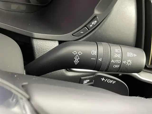 マツダ ＣＸ－６０ XD エクスクルーシブモード 熊本県 2023(令5)年 2.5万km プラチナクォーツメタリック ４WD/サンルーフ/BOSEサウンドシステム/純正ナビ（ＡｐｐｌＣａｒＰｌａｙ・ＡｎｄｒｏｉｄＡｕｔｏ・ＢＴ・フルセグ・ＵＳＢ）/アラウンドビューモニター　/ビルトインＥＴＣ２．０　/社外前後ドライブレコーダー　/衝突軽減ブレーキ/レーンキープアシスト/前後誤発進抑制/車線逸脱警報/ブラインドスポットモニター/標識認識機能/アダブティブクルーズコントロール/アイドリングストップ/ヘッドアップディスプレイ/パワーバックドア/前後クリアランスソナー　/全席シートヒータ/前席エアーシート/前席パワーシート/ステアリングヒーター/純正フロアマット/純正２０インチAW/オートライト/オートマチックハイビーム/フォグライト/スマートキー/プッシュスタート/スペアキー1本/保証書