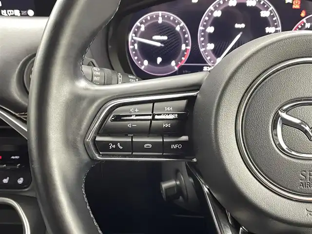 マツダ ＣＸ－６０ XD エクスクルーシブモード 熊本県 2023(令5)年 2.5万km プラチナクォーツメタリック ４WD/サンルーフ/BOSEサウンドシステム/純正ナビ（ＡｐｐｌＣａｒＰｌａｙ・ＡｎｄｒｏｉｄＡｕｔｏ・ＢＴ・フルセグ・ＵＳＢ）/アラウンドビューモニター　/ビルトインＥＴＣ２．０　/社外前後ドライブレコーダー　/衝突軽減ブレーキ/レーンキープアシスト/前後誤発進抑制/車線逸脱警報/ブラインドスポットモニター/標識認識機能/アダブティブクルーズコントロール/アイドリングストップ/ヘッドアップディスプレイ/パワーバックドア/前後クリアランスソナー　/全席シートヒータ/前席エアーシート/前席パワーシート/ステアリングヒーター/純正フロアマット/純正２０インチAW/オートライト/オートマチックハイビーム/フォグライト/スマートキー/プッシュスタート/スペアキー1本/保証書