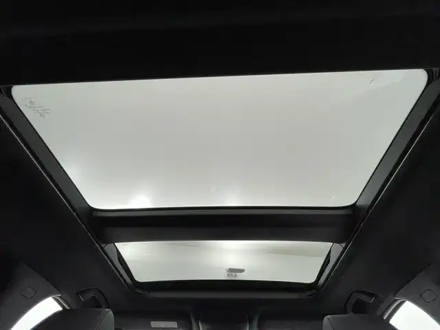 マツダ ＣＸ－６０ XD エクスクルーシブモード 熊本県 2023(令5)年 2.5万km プラチナクォーツメタリック ４WD/サンルーフ/BOSEサウンドシステム/純正ナビ（ＡｐｐｌＣａｒＰｌａｙ・ＡｎｄｒｏｉｄＡｕｔｏ・ＢＴ・フルセグ・ＵＳＢ）/アラウンドビューモニター　/ビルトインＥＴＣ２．０　/社外前後ドライブレコーダー　/衝突軽減ブレーキ/レーンキープアシスト/前後誤発進抑制/車線逸脱警報/ブラインドスポットモニター/標識認識機能/アダブティブクルーズコントロール/アイドリングストップ/ヘッドアップディスプレイ/パワーバックドア/前後クリアランスソナー　/全席シートヒータ/前席エアーシート/前席パワーシート/ステアリングヒーター/純正フロアマット/純正２０インチAW/オートライト/オートマチックハイビーム/フォグライト/スマートキー/プッシュスタート/スペアキー1本/保証書