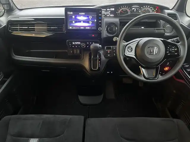 ホンダ Ｎ ＢＯＸ カスタム L 秋田県 2022(令4)年 4.9万km クリスタルブラックパール (株)IDOMが運営する【じしゃロン秋田店】の自社ローン対象車両になります。こちらは現金ご利用時の価格です。自社ローンご希望の方は別途その旨お申付け下さい。/Honda SENSING/衝突軽減ブレーキ（CMBS）/誤発進抑制機能/歩行者事故低減ステアリング/路外逸脱抑制機能/渋滞追従機能付アダプティブクルーズコントロール（ACC）/車線維持支援システム（LKAS）/先行車発進お知らせ機能/標識認識機能/後方誤発進抑制機能/オートハイビーム/純正SDナビ【CD/DVD/SD/Bluetooth/Apple CarPlay/Music Rack/HDMI/USB/iPod】/バックカメラ/フルセグTV/片側パワースライドドア/前席シートヒーター/後席コーナーセンサー/LEDヘッドライト