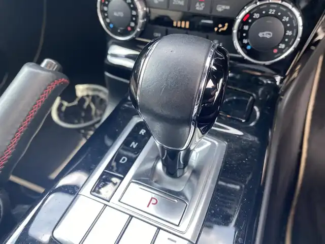 メルセデス・ベンツ ゲレンデヴァーゲン Ｇ３５０ ブルーテック ED ゼブラ 福岡県 2015(平27)年 8.5万km ポーラホワイト ・サンルーフ/・Harman/Kardonサウンドシステム/・純正ナビ /フルセグTV/BT/CD/DVD/USB/・バック/サイドカメラ /・ポーセレン＆ブラックdesignoレザーシート/・前席パワーシート/メモリーシート/ベンチレーション/・全席シートヒーター/・ACC/・ブラインドスポット/・ETC/・Yupiteru 前後型ドライブレコーダー ”SN-TW9900”/・AUTOヘッドライト/・電動テレスコピック/・保証書/取扱説明書/・スペアキー