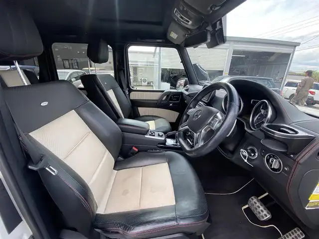 メルセデス・ベンツ ゲレンデヴァーゲン Ｇ３５０ ブルーテック ED ゼブラ 福岡県 2015(平27)年 8.5万km ポーラホワイト ・サンルーフ/・Harman/Kardonサウンドシステム/・純正ナビ /フルセグTV/BT/CD/DVD/USB/・バック/サイドカメラ /・ポーセレン＆ブラックdesignoレザーシート/・前席パワーシート/メモリーシート/ベンチレーション/・全席シートヒーター/・ACC/・ブラインドスポット/・ETC/・Yupiteru 前後型ドライブレコーダー ”SN-TW9900”/・AUTOヘッドライト/・電動テレスコピック/・保証書/取扱説明書/・スペアキー