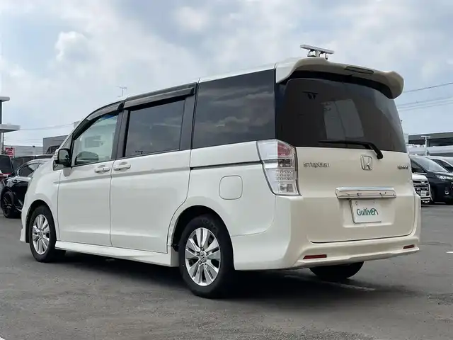 ホンダ ステップワゴン スパーダ Z 東京都 2010(平22)年 9.6万km プレミアムホワイトパール ナビ　/アルパイン後席モニター　/両側電動　/ビルトインＥＴＣ　/前後ドラレコ　/フルセグＴＶ　/パドルシフト　/Ｂｌｕｅｔｏｏｔｈ　/純正１６インチＡＷ　/バックカメラ　/スマートキー　/スペアキー　/シートカバー