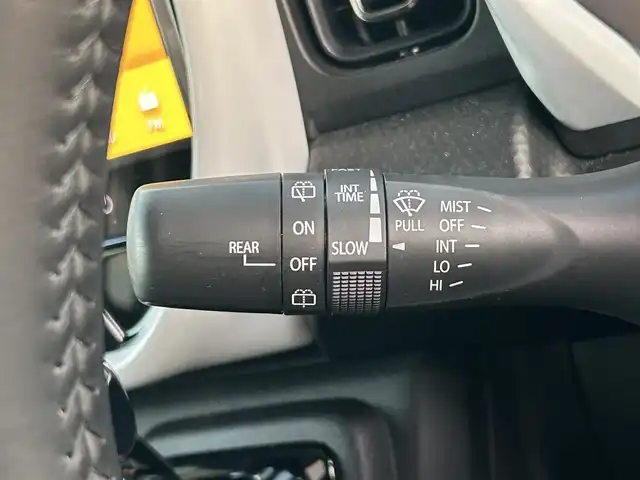 スズキ ハスラー HYBRID X 愛媛県 2022(令4)年 2.7万km ピュアホワイトパール/ガンメタリック2トーン 登録時走行距離：26335km/メーカーOP純正ナビ/AM/FM/フルセグTV/前後ドラレコ/ビルトインETC/全周囲カメラ/クルコン/レーンキープアシスト/衝突軽減システム/横滑り防止装置/盗難防止装置/LEDヘッドライト/フォグランプ/オートライト/エンジンスタートボタン/スマートキー/スペアキー/純正アルミホイール/純正フロアマット