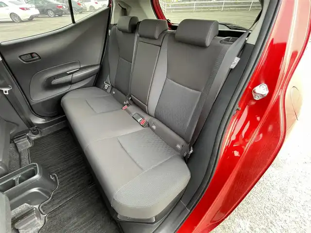 トヨタ アクア X 道央・札幌 2022(令4)年 5.2万km エモーショナルレッドⅡ ４WD/寒冷地仕様/純正ディーラーOPナビ/CD/DVD/BT/フルセグ/プリクラッシュセーフティ/横滑り防止装置/レーダークルーズコントロール/レーンキープアシスト/ロードサインアシスト/バックカメラ/ドライブレコーダー/DRIVEMODE切替/EVMODE/ワイパーデアイサー/前席シートヒーター/ステアリングリモコン/AC100V/プッシュスタート/スマートキー/LEDヘッドライト/オートライト/オートハイビーム/ヘッドライトレベライザー/電動格納ミラー/ヒーテッドドアミラー/ウィンカーミラー/純正フロアマット/ドアバイザー