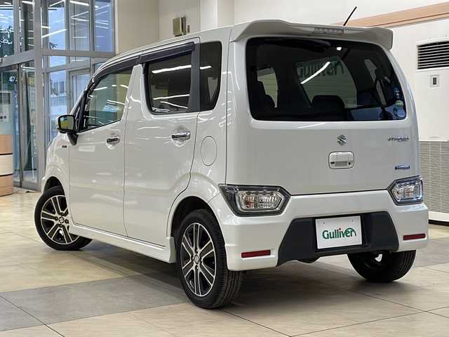 スズキ ワゴンＲ スティングレー HYBRID T 道央・札幌 2018(平30)年 3.7万km ピュアホワイトP ・4WD/・ターボ/・衝突被害軽減ブレーキ/・車線逸脱警報/・クルーズコントロール/・アイドリングストップ/・ヘッドアップディスプレイ/・横滑り防止/・パドルシフト/・LEDヘッドライト/・LEDフォグ/・前席シートヒーター/・プッシュスタート/・スマートキー/・ドアバイザー/・電格ミラー/・ミラーヒーター/・冬タイヤ社外14インチAW積込
