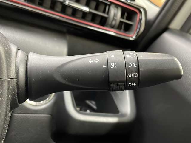 スズキ ワゴンＲ スティングレー HYBRID T 道央・札幌 2018(平30)年 3.7万km ピュアホワイトP ・4WD/・ターボ/・衝突被害軽減ブレーキ/・車線逸脱警報/・クルーズコントロール/・アイドリングストップ/・ヘッドアップディスプレイ/・横滑り防止/・パドルシフト/・LEDヘッドライト/・LEDフォグ/・前席シートヒーター/・プッシュスタート/・スマートキー/・ドアバイザー/・電格ミラー/・ミラーヒーター/・冬タイヤ社外14インチAW積込