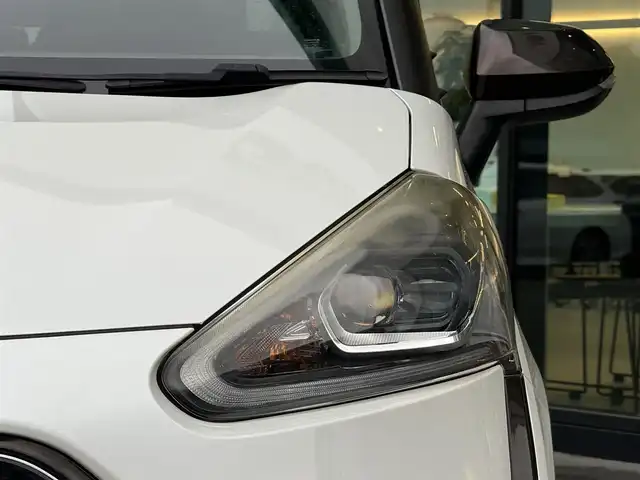 トヨタ シエンタ G 東京都 2016(平28)年 6万km ホワイトパールクリスタルシャイン Alpineナビ/（フルセグ/DVD/CD/SD/Bluetooth/AUX）/バックカメラ/衝突軽減ブレーキ/両側パワースライドドア/フリップダウンモニター/スマートキー/ドライブレコーダー/オートライト/LEDヘッドライト/革巻きステアリング/ステアリングスイッチ/ISOFIX/リアプライバシーガラス/電動ウインカー格納ミラー/アイドリングストップ/先行車発進/ETC/ドアバイザー/純正１６インチアルミホイール/横滑り防止装置/車線逸脱/新車時保証書/取扱説明書