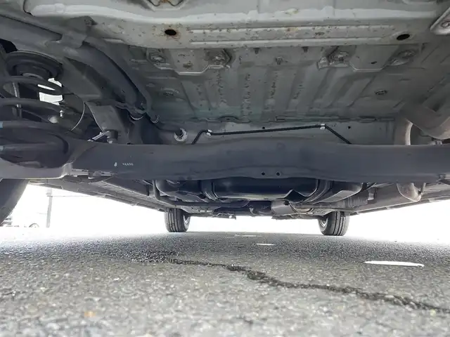 ホンダ フリード Gエアロ 佐賀県 2015(平27)年 6.9万km スーパープラチナメタリック 7人乗り/純正SDナビ/・バックカメラ　/・TV/BT/CD/DVD　/ETC　/両側パワースライドドア　/ディスチャージヘッドライト　/オートライト　/ハーフレザーシート　/スペアキー×1　/取扱説明書　/保証書