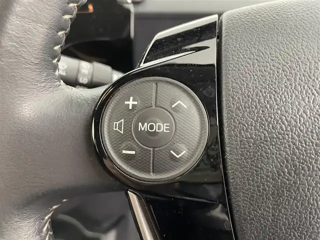 トヨタ アクア G 群馬県 2017(平29)年 5万km シルバーM 社外パナソニックナビ/・フルセグTV/BT/CD/DVD/FM/AM/＝＝＝＝＝/ナビ　フルセグＴＶ　バックカメラ　トヨタセーフティセンス　プリクラッシュセーフティ　レーンディパーチャーアラート　オートマチックハイビーム　ＥＴＣ　クルーズコントロール　プッシュスタート　禁煙車