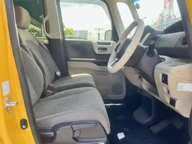 ホンダ Ｎ ＢＯＸ G EX ホンダセンシング 島根県 2018(平30)年 5.4万km プレミアムイエローパールⅡ ワンオーナー/純正SDナビ/フルセグテレビ/Bluetooth/CD/DVD再生/バックカメラ/ETC/前方ドライブレコーダー/パワースライドドア/衝突被害軽減システム/レーンキープアシスト/横滑り防止装置/後方コーナーセンサー/純正LEDオートヘッドライト/純正１４インチ・モデューロアルミホイール/スタッドレスタイヤ＆純正スチールホイール4本積込み/アレルクリーンプラスシート（抗菌シート）/スマートキー（リモコンキー専用２トーンカラー）/プッシュスタート/純正フロアマット