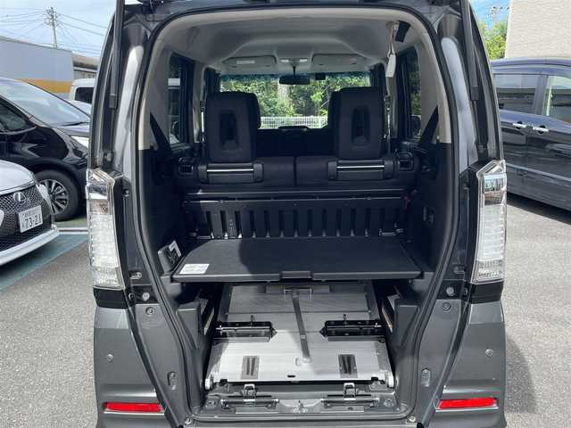 ホンダ Ｎ ＢＯＸ ＋ カスタム G 静岡県 2013(平25)年 8万km ポリッシュドメタルメタリック リヤスロープ/純正ナビ/CD/SD/USB/バックカメラ/左後パワースライドドア/右後イージークローザー/ETC/HIDヘッドライト/バックソナー/ステアリングスイッチ/スマートキー×2/保証書/取扱説明書/ナビ取扱説明書/R6点検記録簿有