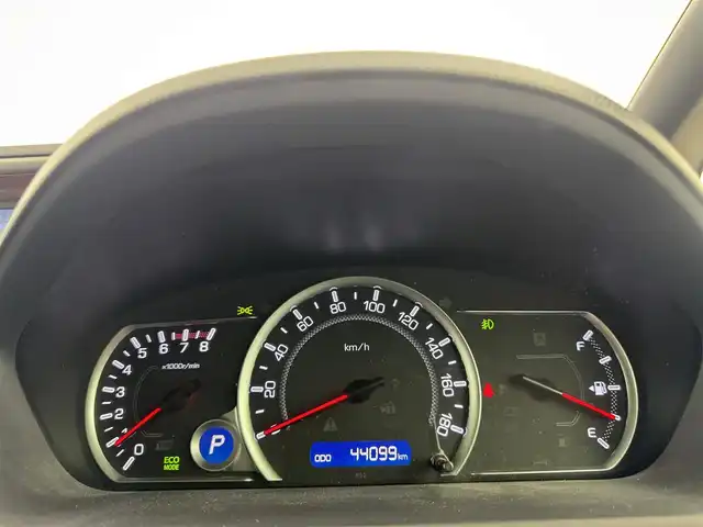 トヨタ ヴォクシー ZS 煌Ⅱ 愛知県 2017(平29)年 4.4万km ホワイトパールクリスタルシャイン 純正ナビ/（フルセグ／ＢＴ／ＣＤ／ＤＶＤ）/バックモニター/衝突被害軽減システム　/12.1インチ後席モニター/両側パワースライドドア/オートマチックハイビーム/ドライブレコーダー/ＵＳＢ入力端子/オートライト/ＥＴＣ/純正ＡＷ