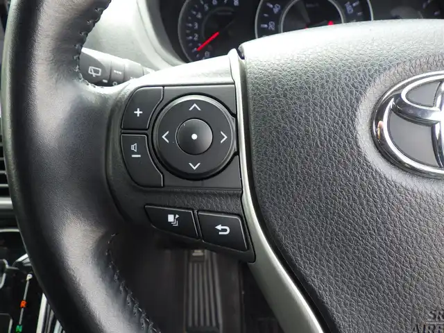 トヨタ ヴォクシー ZS 千葉県 2017(平29)年 5.5万km ブラック 205/60R16/Toyota Safety Sense/・プリクラッシュセーフティ/・レーンディパーチャーアラート/・オートハイビーム/クルーズコントロール/両側パワースライドドア/社外メモリーナビ/地デジTV/【DVD/CD再生機能　Bluetooth接続】/バックカメラ/フリップダウンモニター（RSH10S-L）/ドライブレコーダー（DRT-H66A）/革巻きステアリング/ETC/LEDヘッドライト/フォグライト/ウインカーミラー/純正16インチアルミホイル/スマートキー