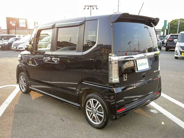 ホンダ Ｎ ＢＯＸ カスタム G Lパッケージ 岐阜県 2016(平28)年 7.7万km クリスタルブラックパール 社外ナビ　/バックカメラ　/ビルトインＥＴＣ　/盗難防止装置　/衝突軽減システム　/横滑り防止装置　/アイドリングストップ　/ＨＩＤヘッドライト　/オートライト　/片側パワースライド　/プッシュスタート　/スマートキー/スペアキー/純正14インチアルミホイール/フロアマット