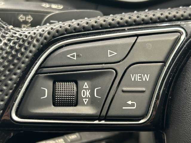 アウディ Ａ４ 45TFSIクワトロ マイスターシュトック 宮城県 2019(令1)年 8万km 白 サンルーフ/アウデイセーフティパッケージ/・アウディプレセンスフロント/・アウディプレセンスシティ/・アウディプレセンスベーシック/・アウディプレセンスリヤ/・アウディサイドアシスト/・アウディホールドアシスト/・ターンアシスト/・アウデイパーキングシステム/・パーキングアソシスト/・エグジットワーニング/純正ナビ/バックカメラ/サラウンドビューカメラ/コーナーセンサー/ETC2.0/アダプティブクルーズコントロール/アクティブレーンアシスト/ヒートシーター/パワーシート/シートメモリー/純正アルミホイール/純正フロアマット