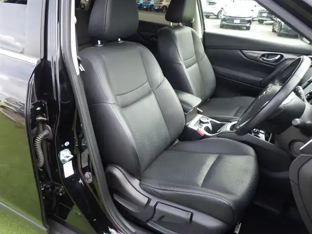 日産 エクストレイル ハイブリッド 20X エマージェンシーブレーキ 千葉県 2015(平27)年 5万km ダイヤモンドブラック 純正SDナビ/地デジTV/【DVD/CD再生機能　Bluetooth接続】/アラウンドビューモニター/ドライブレコーダー/前席シートヒーター/革巻きステアリング/ETC/LEDヘッドライト/フォグライト/ウインカーミラー/コーナーセンサー/社外17インチアルミホイル/インテリジェントキー