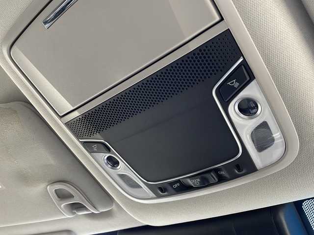 ホンダ インサイト EX 新潟県 2019(令1)年 5.7万km モダンスティールM 純正メモリナビ/(AM/FM/CD/DVD/Bluetooth)/フルセグTV/ホンダセンシング/衝突軽減ブレーキ/レーンキープアシスト/レーダークルーズコントロール/バックカメラ/前後ドライブレコーダー/ステアリングスイッチ/パドルシフト/黒ハーフレザーシート/パワーシート（運転席＋助手席）/シートヒーター（運転席＋助手席）/ブラインドスポットモニター/AW付スタッドレスタイヤ積載/ETC2.0/LEDヘッドライト/オートライト