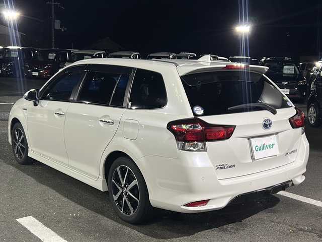 トヨタ カローラ フィールダー ハイブリッドG ダブルバイビー 京都府 2018(平30)年 7万km ホワイトパールクリスタルシャイン