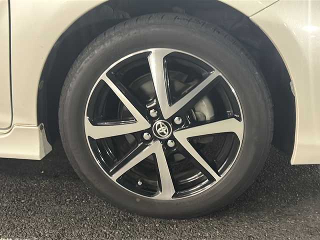 トヨタ カローラ フィールダー ハイブリッドG ダブルバイビー 京都府 2018(平30)年 7万km ホワイトパールクリスタルシャイン