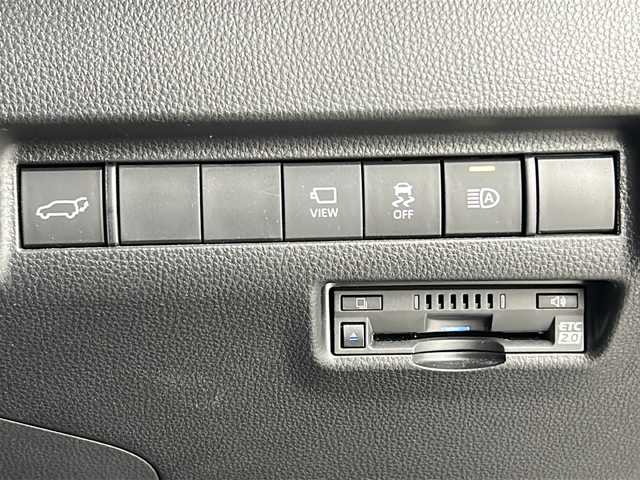 トヨタ ハリアー Z 熊本県 2021(令3)年 2.8万km プレシャスブラックパール １２．３型ナビ　/フルセグ/Ｂｌｕｅｔｏｏｔｈ　/全方位カメラ　/モデリスタフルエアロ　/ＪＢＬプレミアムサウンド　/レーダークルーズコントロール　/ＥＴＣ２．０　/前後ドライブレコーダー　/デジタルインナーミラー/パワーバックドア/レーンキープアシスト/衝突被害軽減ブレーキ/ブラインドスポットモニター/前後コーナーセンサー