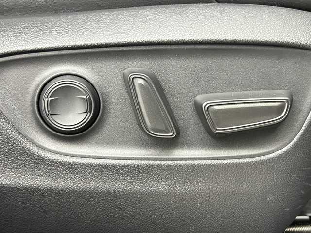 トヨタ ハリアー Z 熊本県 2021(令3)年 2.8万km プレシャスブラックパール １２．３型ナビ　/フルセグ/Ｂｌｕｅｔｏｏｔｈ　/全方位カメラ　/モデリスタフルエアロ　/ＪＢＬプレミアムサウンド　/レーダークルーズコントロール　/ＥＴＣ２．０　/前後ドライブレコーダー　/デジタルインナーミラー/パワーバックドア/レーンキープアシスト/衝突被害軽減ブレーキ/ブラインドスポットモニター/前後コーナーセンサー