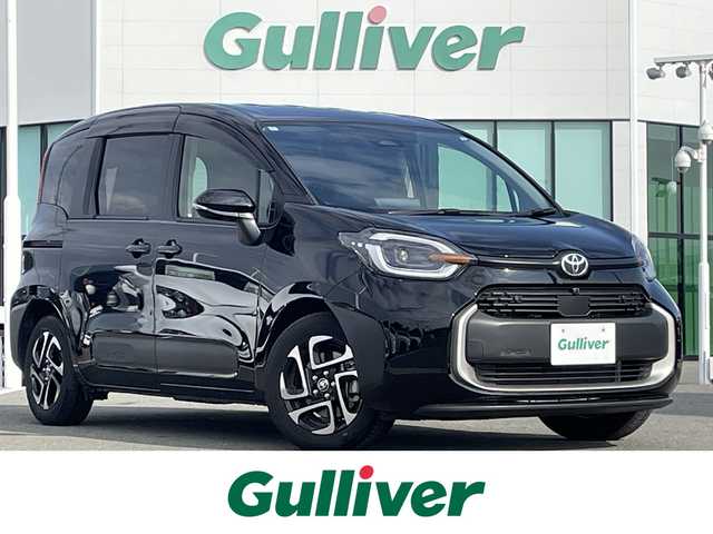 トヨタ シエンタ ハイブリッド Z 佐賀県 2024(令6)年 1.5万km ブラック 純正10.5インチディスプレイオーディオ（ナビ機能付)/・フルセグTV/AM/FM/USB/Bluetooth/パノラミックビューモニター/前後ドライブレコーダー(ディスプレイ内)/ビルトインETC2.0/両側パワースライドドア/後席サンシェード/ISOFIX対応/革巻きステアリング/ステアリングリモコン/純正15インチアルミホイール/純正LEDヘッドライト/・オートマチックハイビーム/純正ドアバイザ―/新車保証書/取扱説明書/トヨタセーフティセンス/・レーダークルーズコントロール/・レーンディパーチャーアラート/・ブラインドスポットモニター/・プリクラッシュセーフティ/・プロアクティブドライビングアシスト/・前後クリアランスソナー/・リヤクロストラフィックアラート/・パーキングサポートブレーキ/・ロードサインアシスト