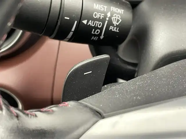 マツダ ロードスター ＲＦ VS 埼玉県 2017(平29)年 6万km マシーングレープレミアムM オープンカー/純正7インチSDナビ/DTV　DVD　BT　USB　AUX/セーフティーパッケージ/ブラインドスポットモニター/バックカメラ/レザーシート/シートヒーター前席/パドルシフト/ビルトインETC/LEDオートライト/純正16インチアルミホイール