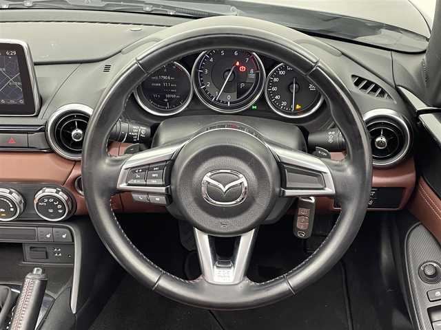 マツダ ロードスター ＲＦ VS 埼玉県 2017(平29)年 6万km マシーングレープレミアムM オープンカー/純正7インチSDナビ/DTV　DVD　BT　USB　AUX/セーフティーパッケージ/ブラインドスポットモニター/バックカメラ/レザーシート/シートヒーター前席/パドルシフト/ビルトインETC/LEDオートライト/純正16インチアルミホイール