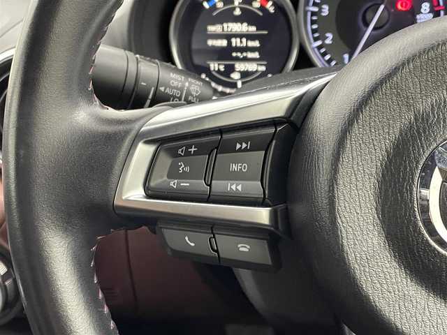 マツダ ロードスター ＲＦ VS 埼玉県 2017(平29)年 6万km マシーングレープレミアムM オープンカー/純正7インチSDナビ/DTV　DVD　BT　USB　AUX/セーフティーパッケージ/ブラインドスポットモニター/バックカメラ/レザーシート/シートヒーター前席/パドルシフト/ビルトインETC/LEDオートライト/純正16インチアルミホイール