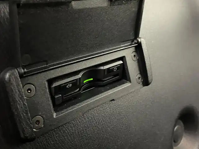 マツダ ロードスター ＲＦ VS 埼玉県 2017(平29)年 6万km マシーングレープレミアムM オープンカー/純正7インチSDナビ/DTV　DVD　BT　USB　AUX/セーフティーパッケージ/ブラインドスポットモニター/バックカメラ/レザーシート/シートヒーター前席/パドルシフト/ビルトインETC/LEDオートライト/純正16インチアルミホイール