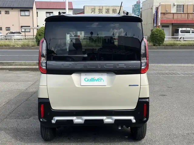 三菱 デリカミニ T プレミアム 三重県 2024(令6)年 0.4万km ベージュⅡ ♪走行3120km/♪車検 令和9年7月3日迄/♪4WD/ターボ/e-Assist/・衝突被害軽減ブレーキシステム/・車線逸脱警報システム/・車線逸脱防止支援機能/・ふらつき警報/・標識認識システム/・先行車発進通知/・オートマチックハイビーム/MI-PILOT/コーナーセンサー/オートブレーキホールド/スマートキー×2/プッシュスタート/両側パワースライドドア/・左側ハンズフリー機能/ハーフレザーシート/前席シートヒーター/ステアリングヒーター/ディスプレイオーディオ/・DVD再生・USB/・Bluetoothオーディオ/全方位モニター/バックカメラ/デジタルインナーミラー/前後ドライブレコーダー/ヒルディセントコントロール/アイドリングストップ/純正15インチAW/LEDヘッドライト/LEDフォグライト/オートライト/ウィンカーミラー/オートリトラクタブルミラー/ルーフレール/革巻ステアリング/ステアリングスイッチ/パドルシフト/リアドアサンシェード/シートバックテーブル/ヘッドライトレベライザー/プライバシーガラス/フロアマット/ETC/サイド/カーテン/ニーエアバック