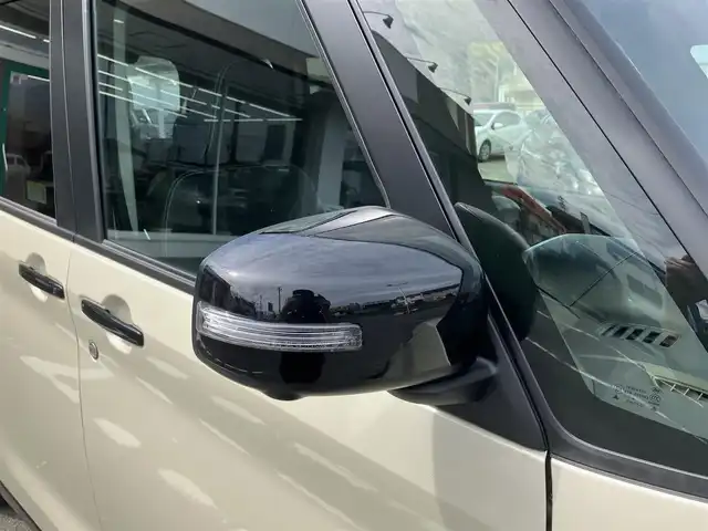 三菱 デリカミニ T プレミアム 三重県 2024(令6)年 0.4万km ベージュⅡ ♪走行3120km/♪車検 令和9年7月3日迄/♪4WD/ターボ/e-Assist/・衝突被害軽減ブレーキシステム/・車線逸脱警報システム/・車線逸脱防止支援機能/・ふらつき警報/・標識認識システム/・先行車発進通知/・オートマチックハイビーム/MI-PILOT/コーナーセンサー/オートブレーキホールド/スマートキー×2/プッシュスタート/両側パワースライドドア/・左側ハンズフリー機能/ハーフレザーシート/前席シートヒーター/ステアリングヒーター/ディスプレイオーディオ/・DVD再生・USB/・Bluetoothオーディオ/全方位モニター/バックカメラ/デジタルインナーミラー/前後ドライブレコーダー/ヒルディセントコントロール/アイドリングストップ/純正15インチAW/LEDヘッドライト/LEDフォグライト/オートライト/ウィンカーミラー/オートリトラクタブルミラー/ルーフレール/革巻ステアリング/ステアリングスイッチ/パドルシフト/リアドアサンシェード/シートバックテーブル/ヘッドライトレベライザー/プライバシーガラス/フロアマット/ETC/サイド/カーテン/ニーエアバック