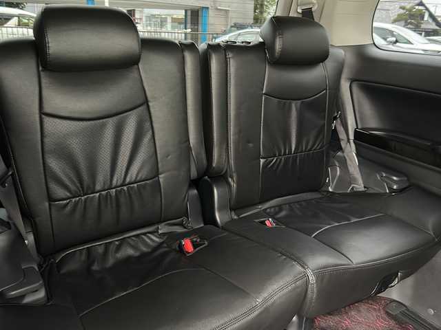 トヨタ ヴェルファイア 2．4Z ゴールデンアイズⅡ 埼玉県 2014(平26)年 15万km ブラック (株)IDOMが運営する【じしゃロン熊谷店】の自社ローン専用車両になりますこちらは現金またはオートローンご利用時の価格です。自社ローンご希望の方は別途その旨お申付け下さい/アルパイン9型SDナビ　EX009V/（CD/DVD/DTV/Bluetooth/SD/USB）/アルパイン10.2型フリップダウンモニター　TMX-R3000/サンルーフ/バックカメラ/ハーフレザーシート/レザー調シートカバー/前後ドライブレコーダー/前席シートヒーター/クルーズコントロール/両側パワースライドドア/ステアリングスイッチ/ビルトインETC/HIDヘッドライト/純正フロアマット/純正18インチAW/スマートキー