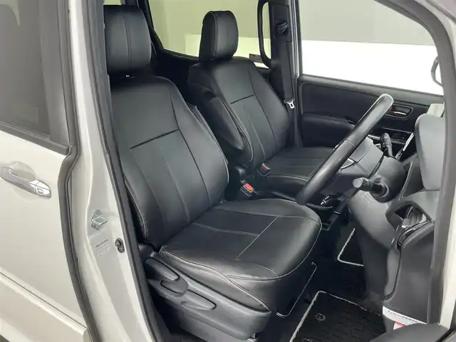 トヨタ ヴォクシー ZS 煌Ⅱ 愛知県 2020(令2)年 4.5万km ホワイトパールクリスタルシャイン アルパイン９型ナビ　フルセグＴＶ　ＨＤＭＩ　アルパイン後席モニター　バックカメラ　両側パワースライドドア　前後ドラレコ　セーフティセンス　衝突軽減　クルコン　ＬＥＤオートライト　フォグ　ＥＴＣ　禁煙車