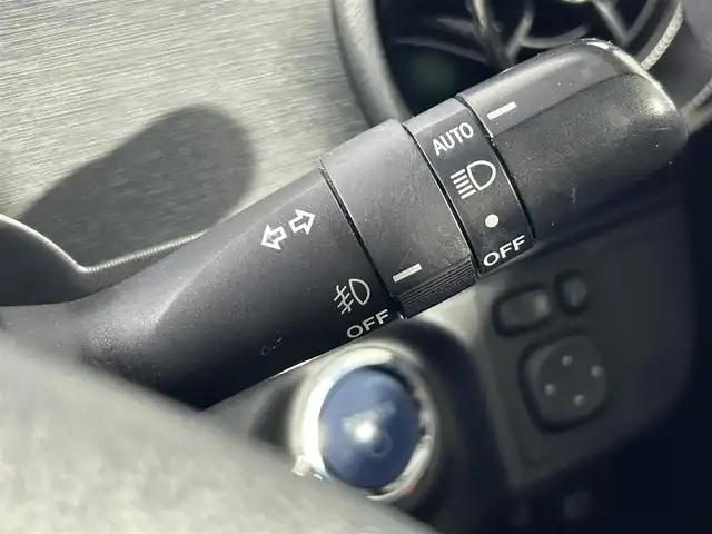 トヨタ アクア S スタイルブラック 佐賀県 2018(平30)年 8.2万km ダークブルーマイカ 社外7インチSDナビ/(BT/CD/DVD/AM/FM/ワンセグTV)/トヨタセーフティセンス/プリクラッシュセーフティ/レーンディパーチャアラート/オートマチックハイビーム/バックカメラ/ETC/クリアランスソナー/純正フロアマット/純正15インチアルミホイール/純正LEDヘッドライト/スペアキー/ステアリングスイッチ/フロントフォグライト/取扱説明書