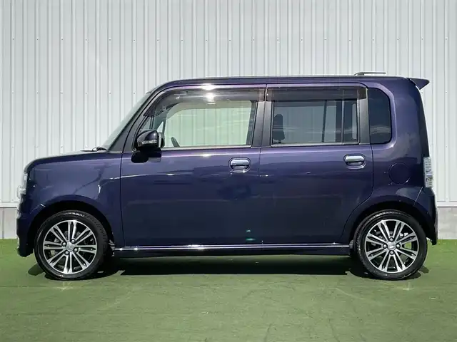ダイハツ ムーヴ コンテ カスタム X VS 香川県 2015(平27)年 6.4万km アーバンナイトブルークリスタルメタリック 登録時走行距離 63411km/エクリプス製7型社外ナビ/TV/CD再生/アイドリングストップ/オートエアコン/純正15インチAW/ドアバイザー/HIDヘッドライト/フォグランプ/スマートキー/スペアキー/アンチロックブレーキシステム